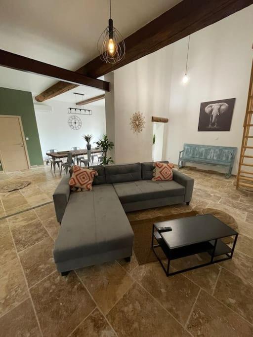 Maison De Charme Avec Piscine Monteux Εξωτερικό φωτογραφία